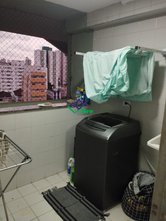 Apartamento para alugar com 3 quartos, 147m² - Foto 17