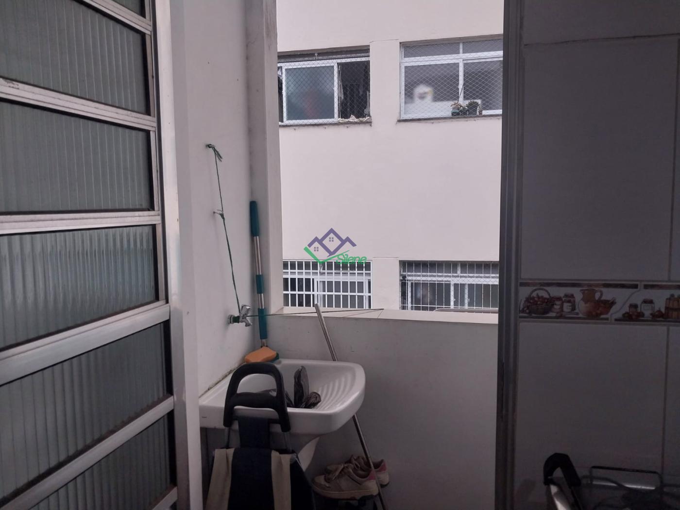 Apartamento à venda com 2 quartos, 67m² - Foto 22